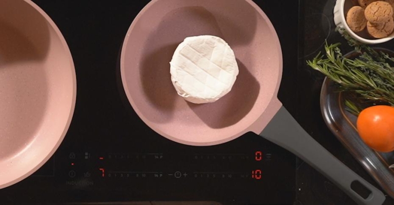 Салат с хурмой