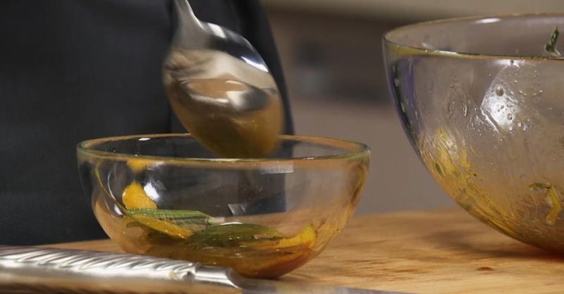 Салат с кальмаром командорским