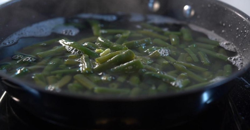 Салат из пасты с шампиньонами