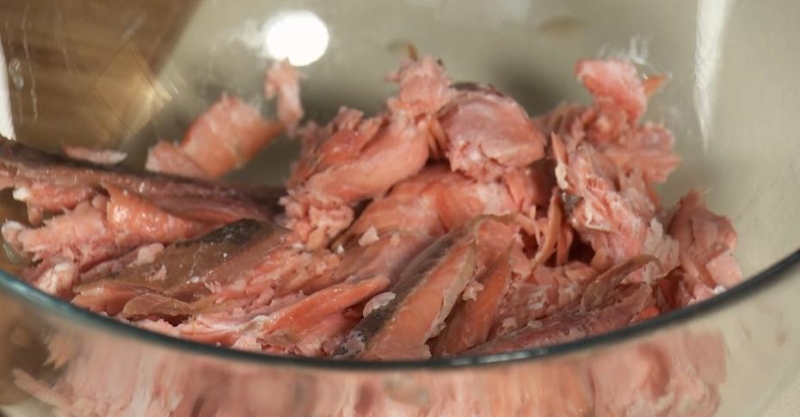 Паштет из рыбы горячего копчения с хреном