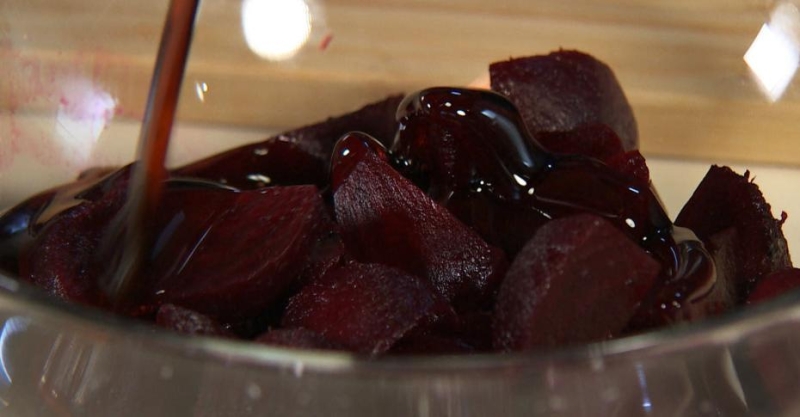 Свёкла в гранатовой глазури