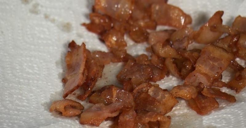 Салат из трески с заправкой из хрена