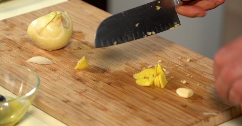 Свиные рёбра с пикантным соусом