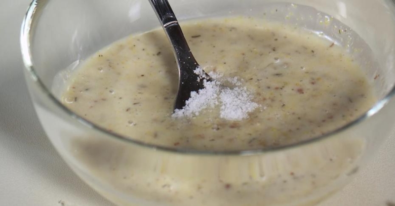 Тёплый салат с печёнкой, булгуром и курагой