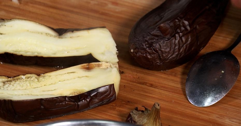 Заалюк (икра из баклажана с помидорами по-мароккански)