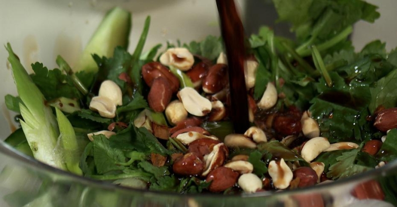 Салат с картофелем пай