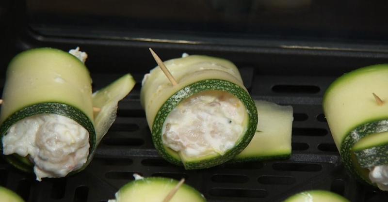 Рулеты из цукини и карпаччо