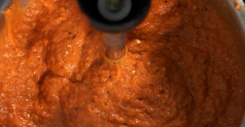 Айвар (икра из запечённых баклажанов и перцев)