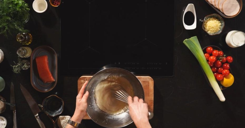 Креспелле с ветчиной и моцареллой