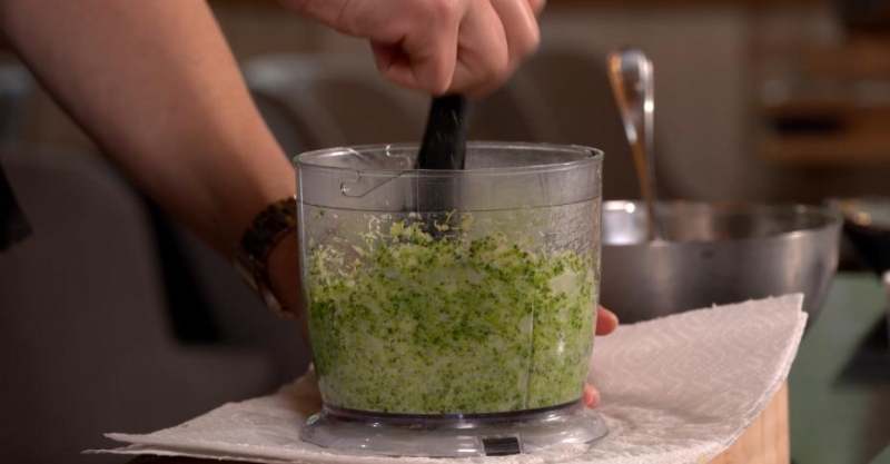 Тортини из брокколи с купатами