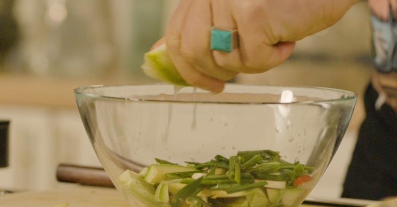 Маринованные кабачки с перцем чили