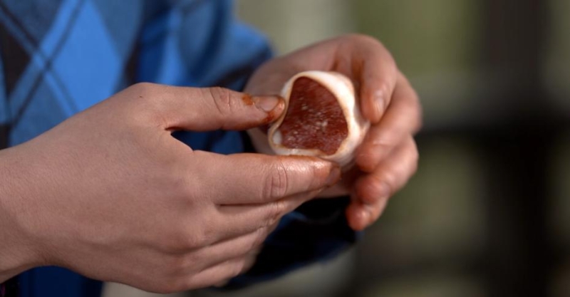 Глазированные медальоны и салат