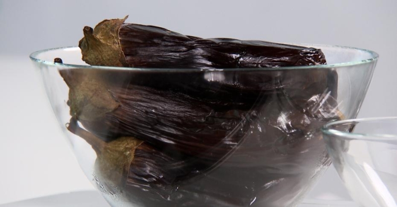 Айвар (икра из запечённых баклажанов и перцев)