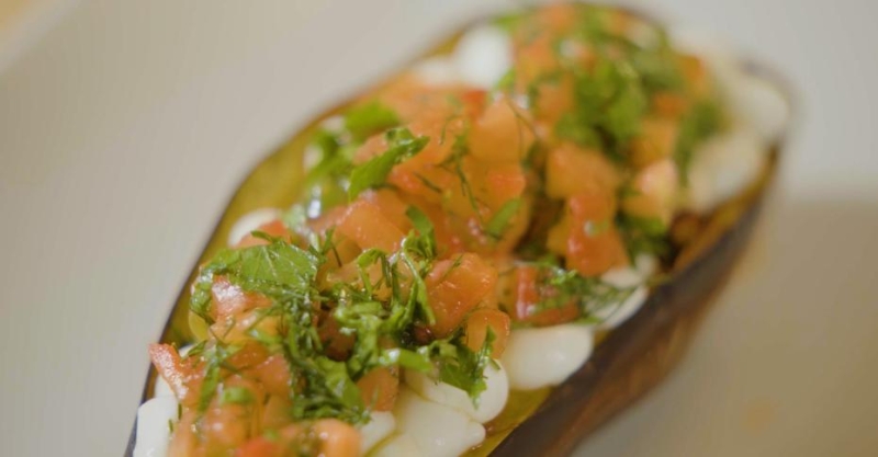 Запечённый баклажан с моцареллой