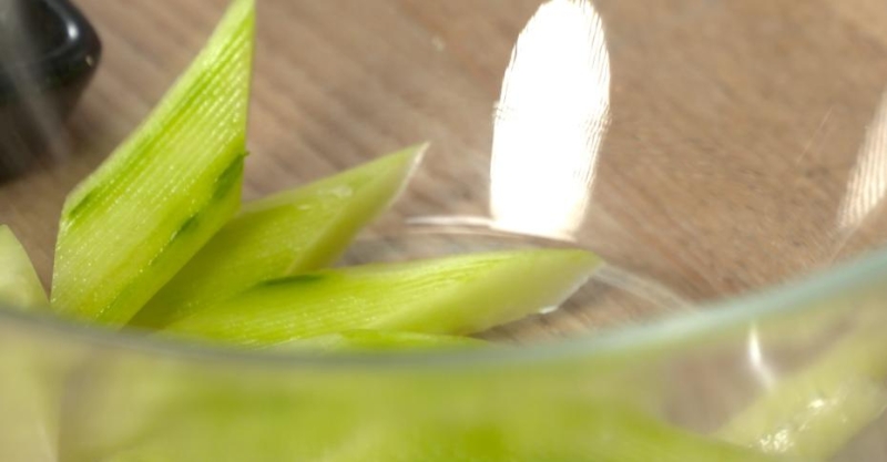 Свежий салат с креветками