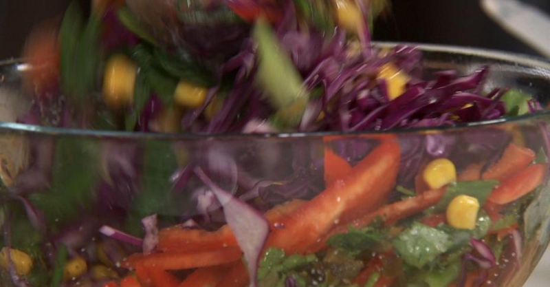 Салат из краснокочанной капусты