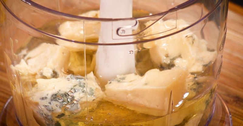 Кобб салат с сыром чеддер